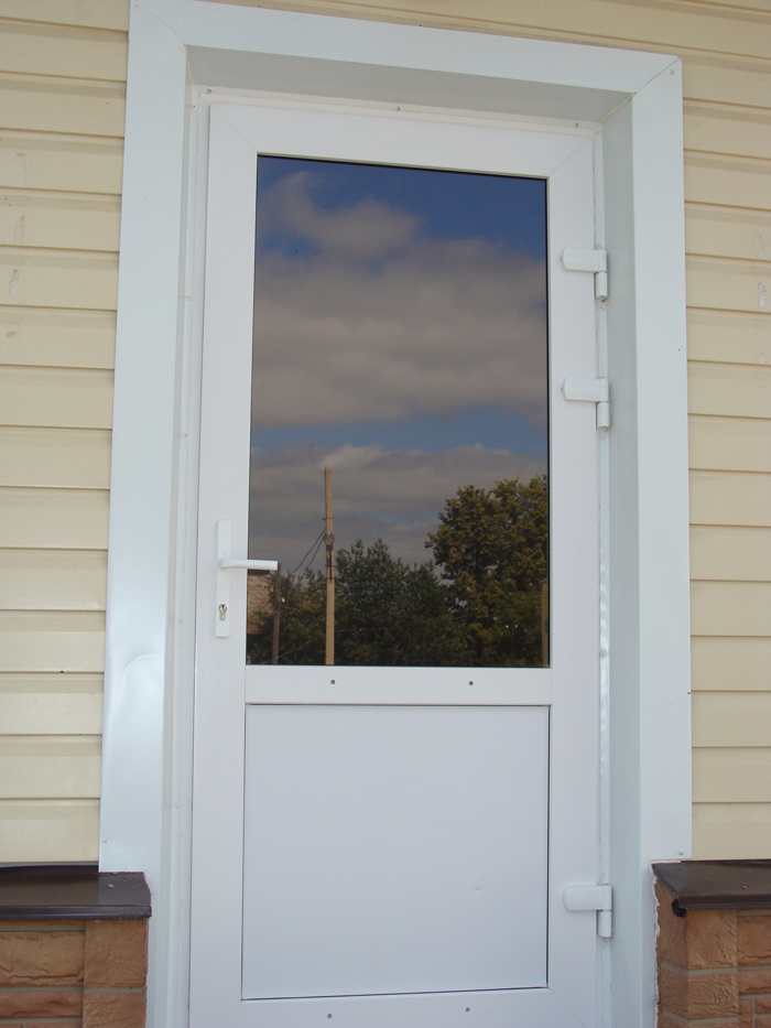 хорошая пвх дверь на балкон