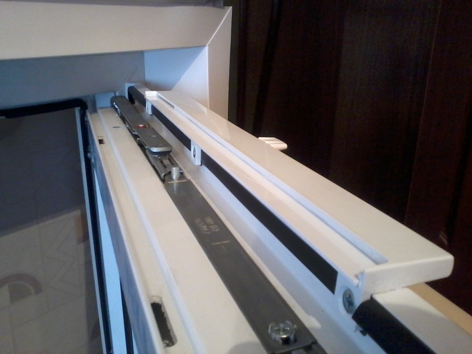 Установка приточного клапана